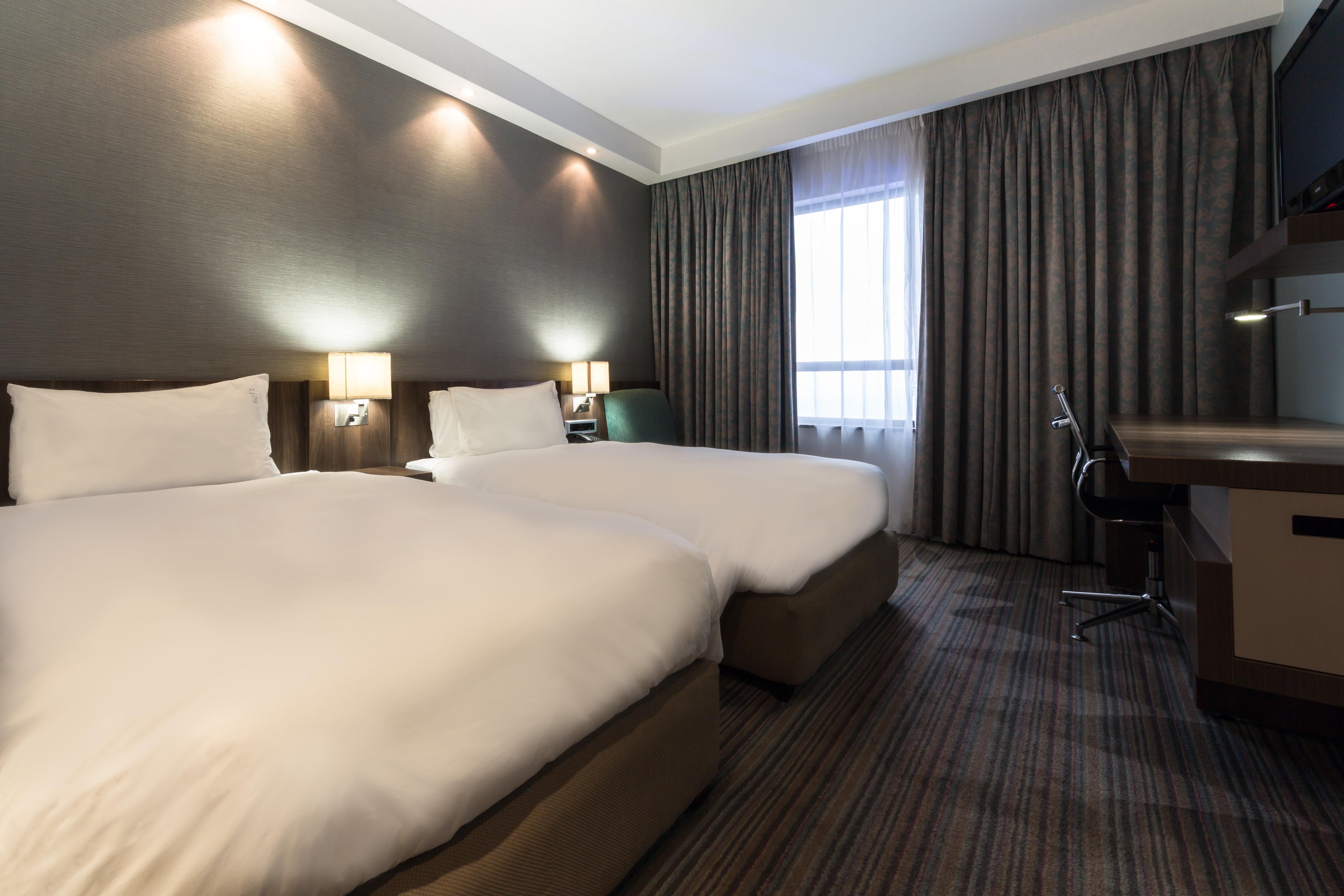 Holiday Inn Express Durban - Umhlanga By Ihg Exterior photo