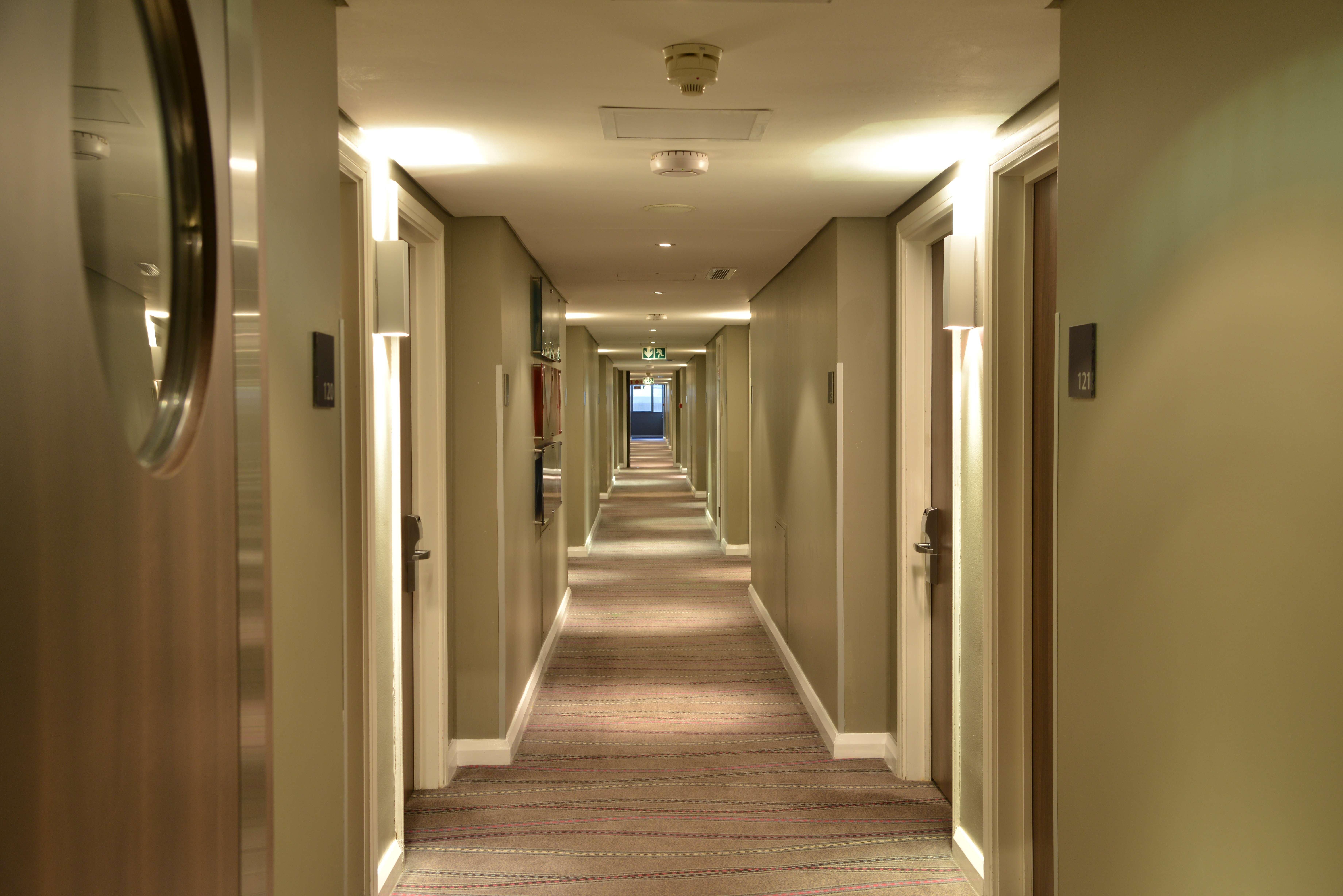Holiday Inn Express Durban - Umhlanga By Ihg Exterior photo