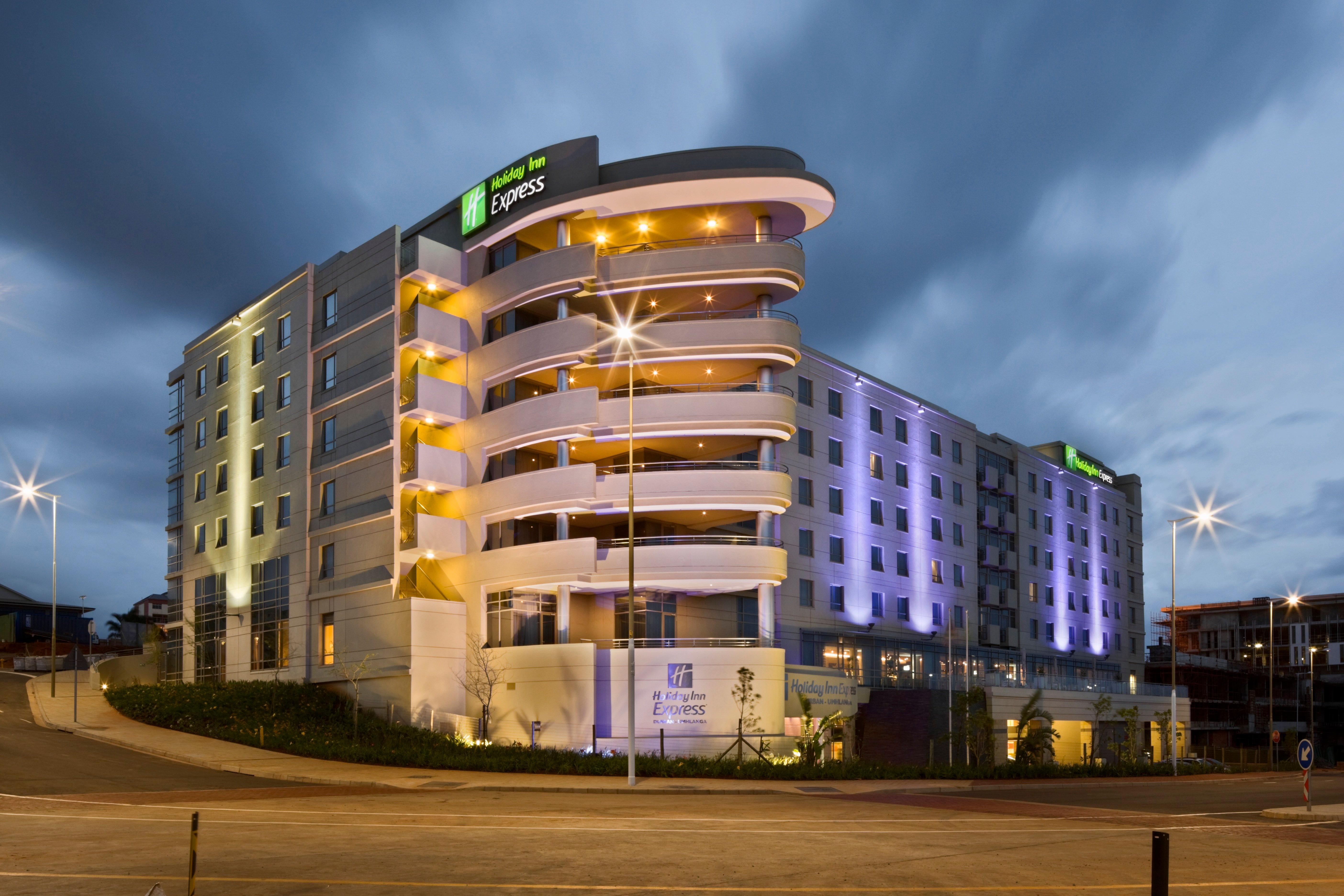 Holiday Inn Express Durban - Umhlanga By Ihg Exterior photo