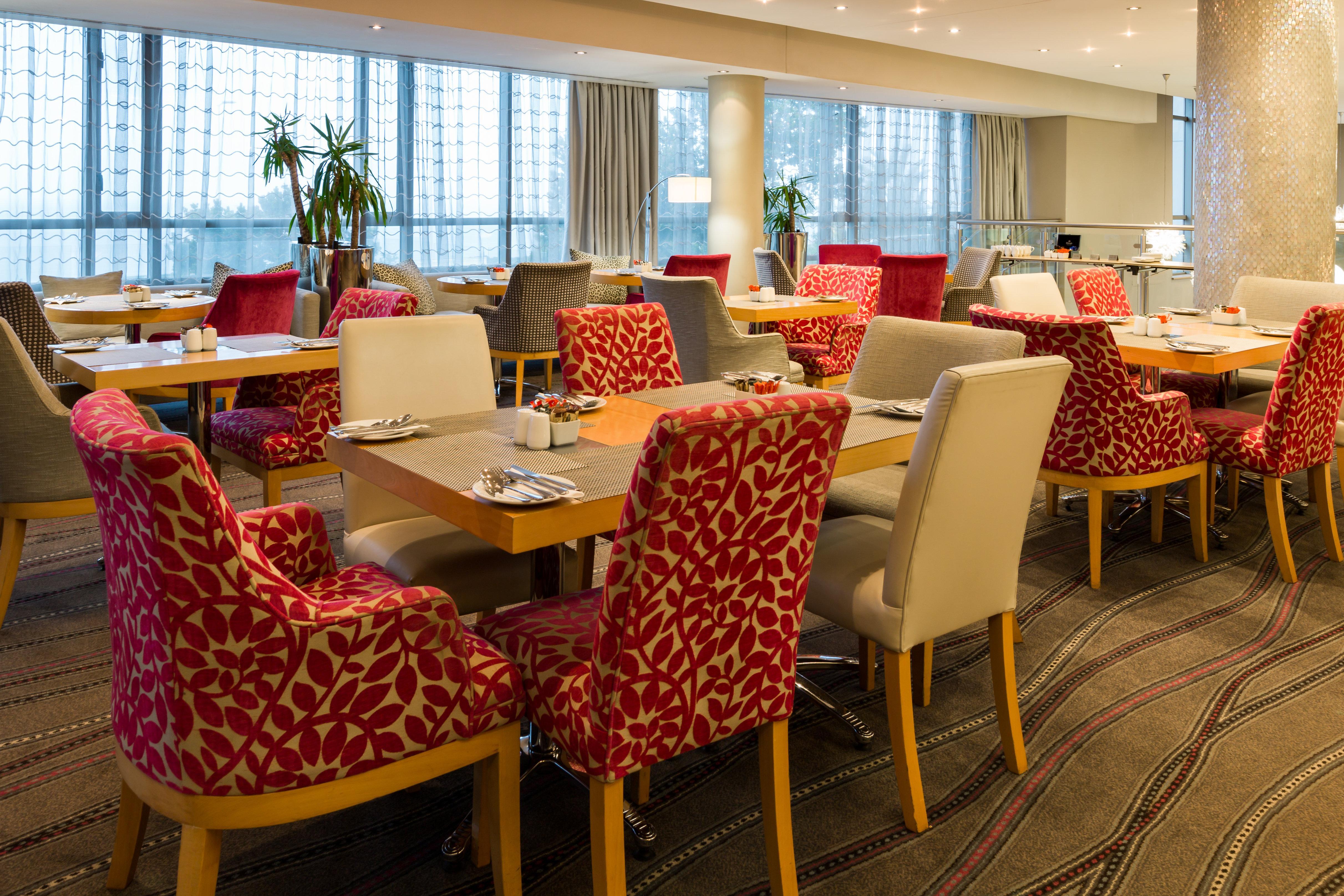 Holiday Inn Express Durban - Umhlanga By Ihg Exterior photo
