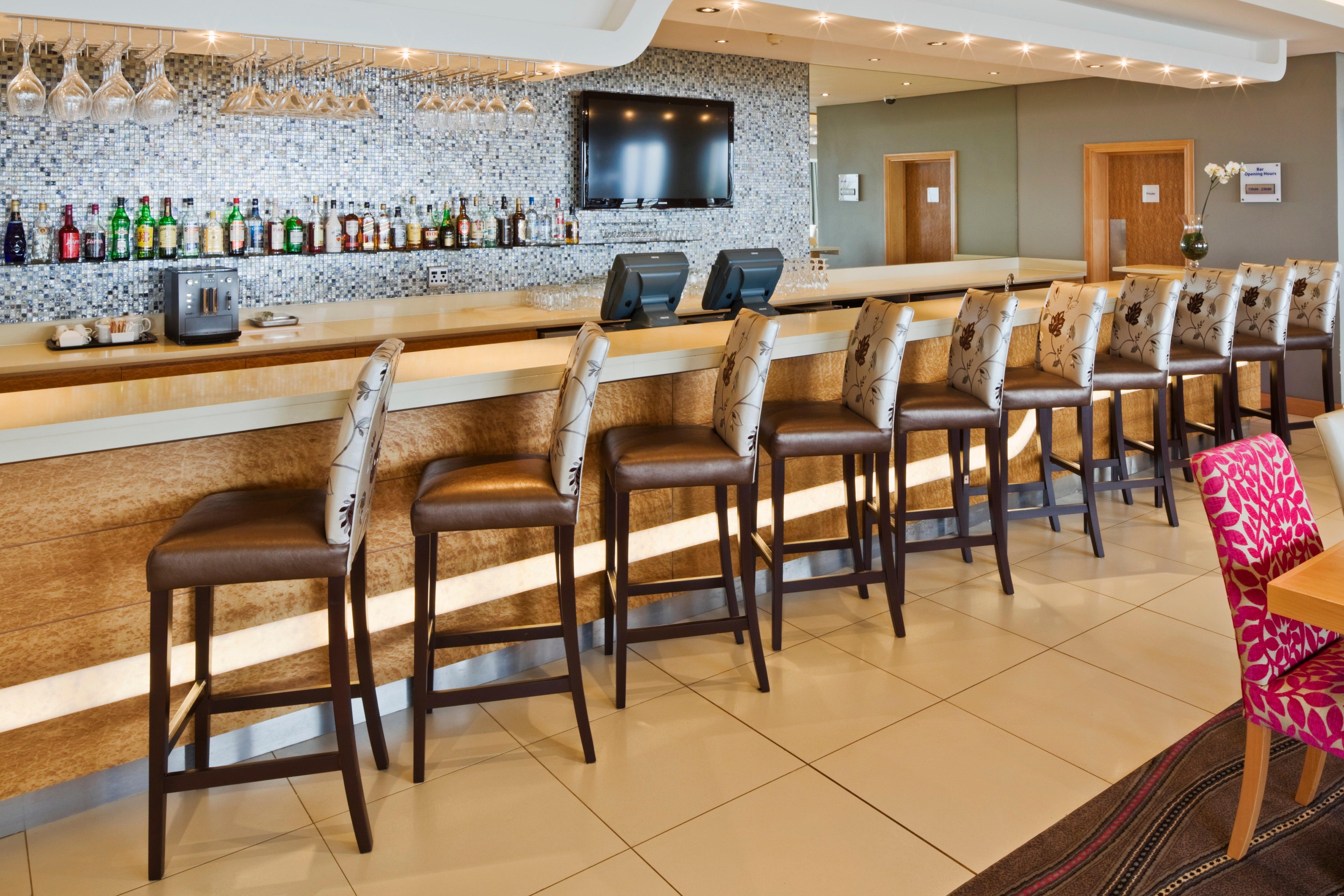 Holiday Inn Express Durban - Umhlanga By Ihg Exterior photo